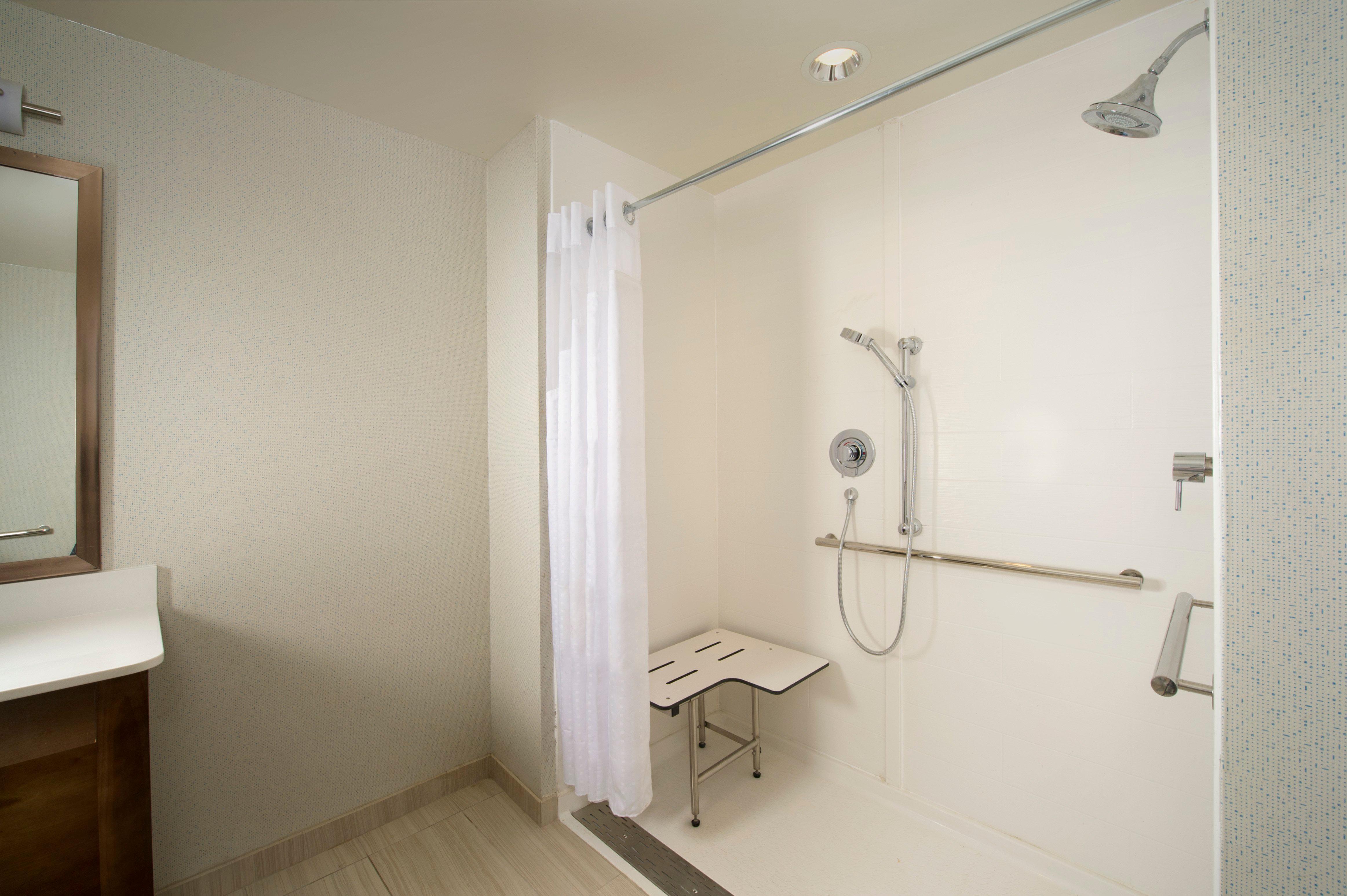 Holiday Inn Express & Suites Bay City By Ihg Exterior foto